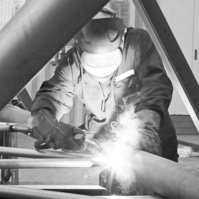 Metallbauer bei Hahner Technik in Petersberg